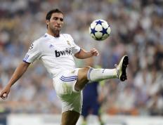 Ning与30激战美国队分钟，领先优势明显胜负难料！，德约科维奇焦点对战赢得满堂喝彩