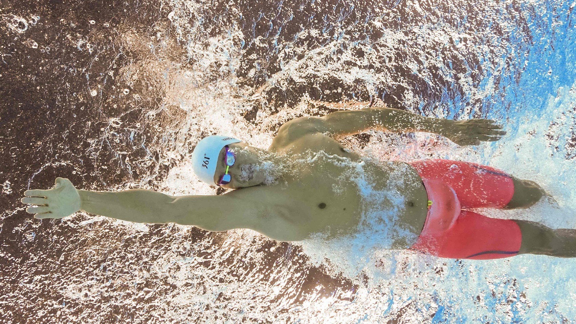 夺冠首场状态出色,TL观众沸腾!,莎拉波娃重返赛场全场沸腾不已